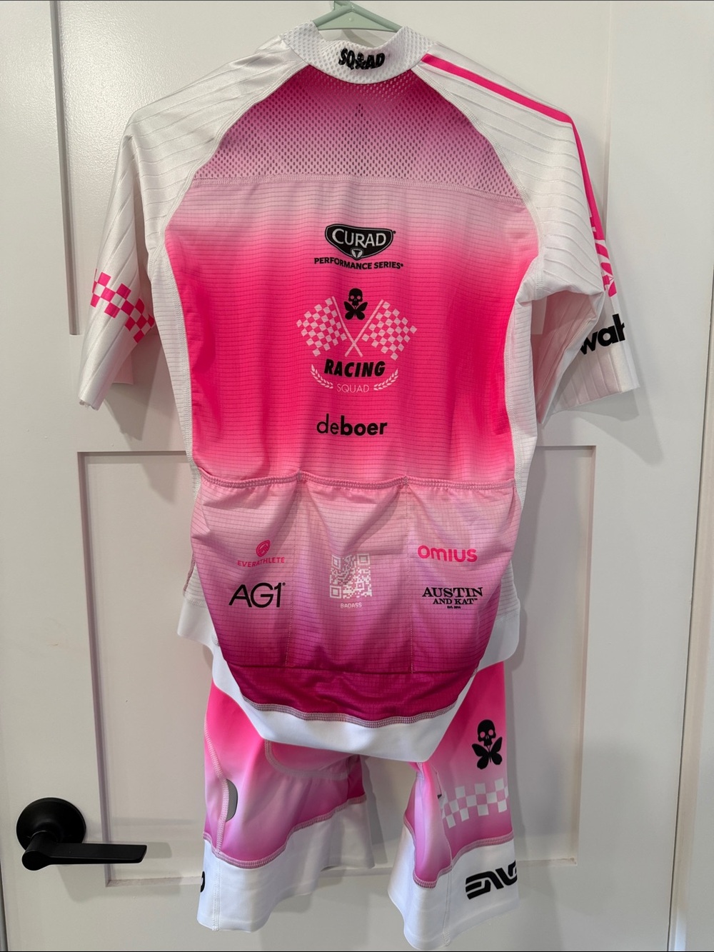 Betty Designs Squad 2024 Neon Pink Gradient Cycling Jersey & Bibs | Large - Picture 2 of 10